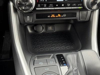 2025 Toyota RAV4 Hybrid XLE AWD