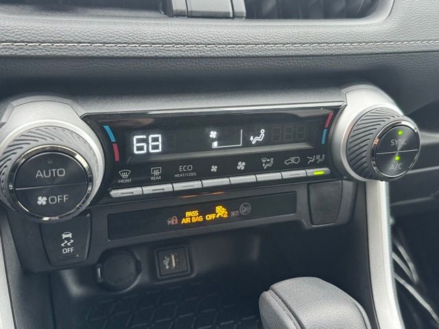 2025 Toyota RAV4 Hybrid XLE AWD