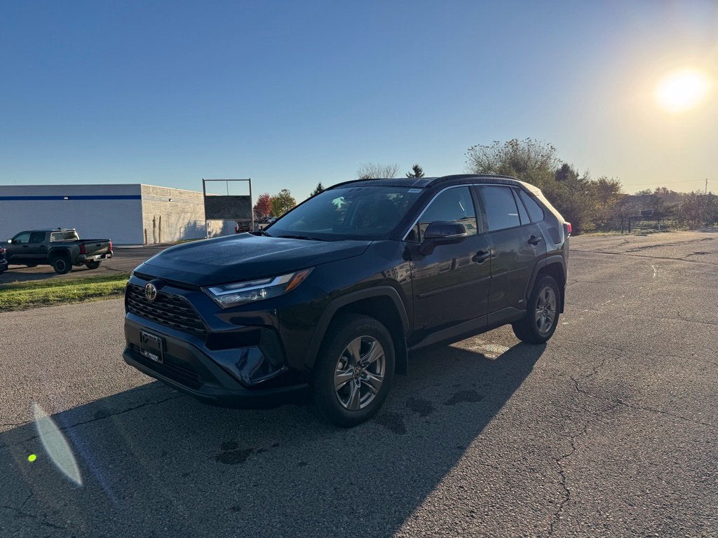 2025 Toyota RAV4 Hybrid XLE AWD