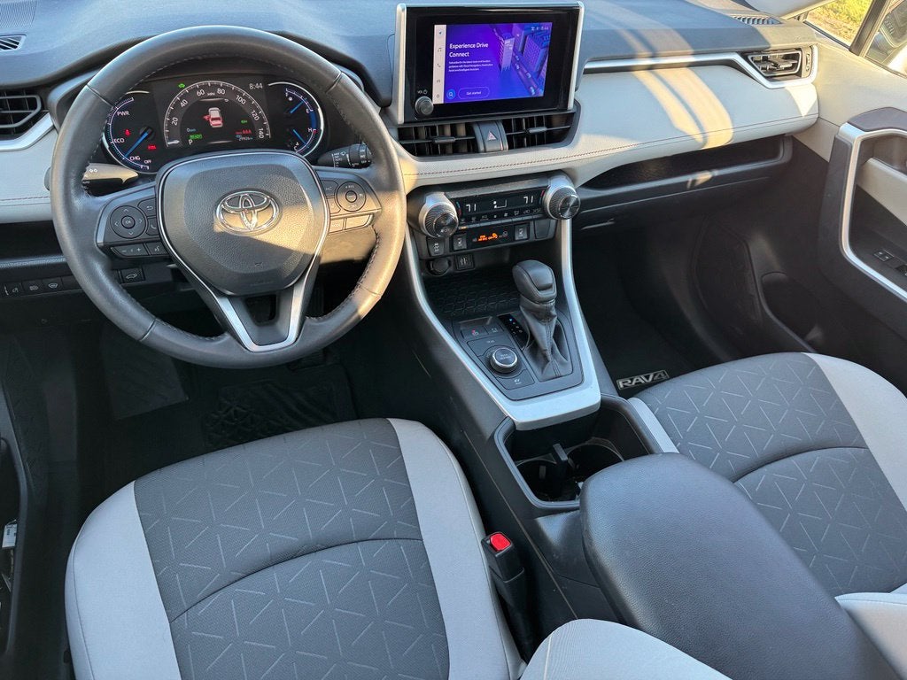 2025 Toyota RAV4 Hybrid XLE AWD