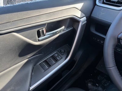 2025 Toyota RAV4 Hybrid XLE AWD