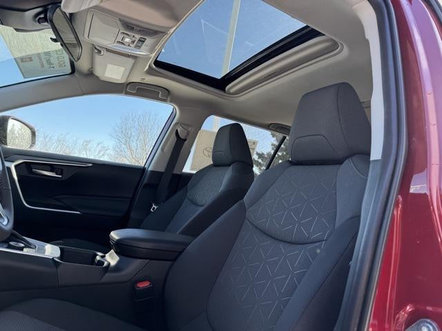 2025 Toyota RAV4 Hybrid XLE AWD