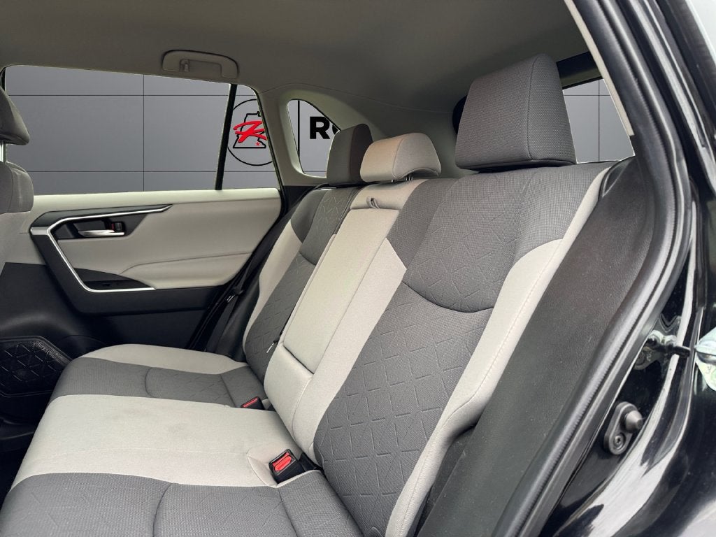 2021 Toyota RAV4 Hybrid XLE AWD
