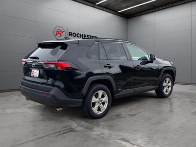 2021 Toyota RAV4 Hybrid XLE AWD