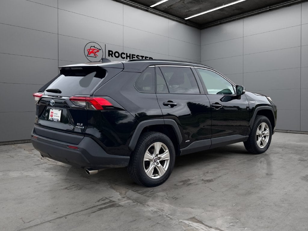 2021 Toyota RAV4 Hybrid XLE AWD