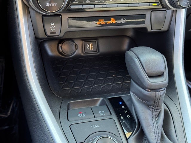 2025 Toyota RAV4 Hybrid XLE AWD