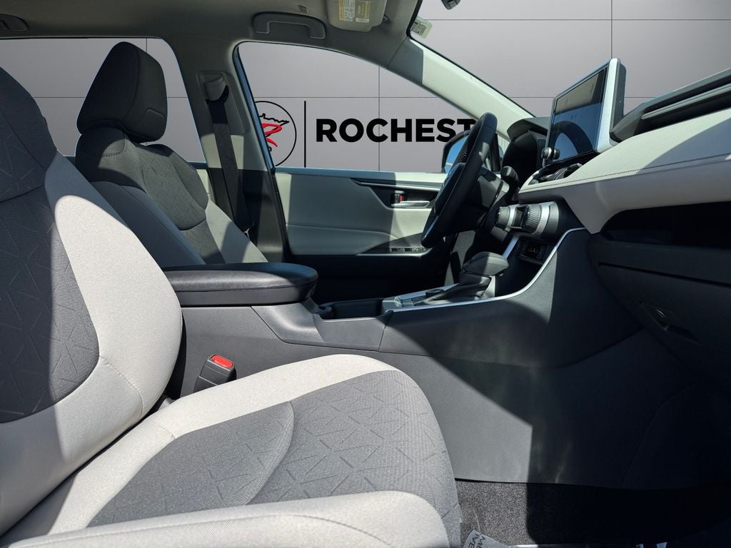 2025 Toyota RAV4 Hybrid XLE AWD