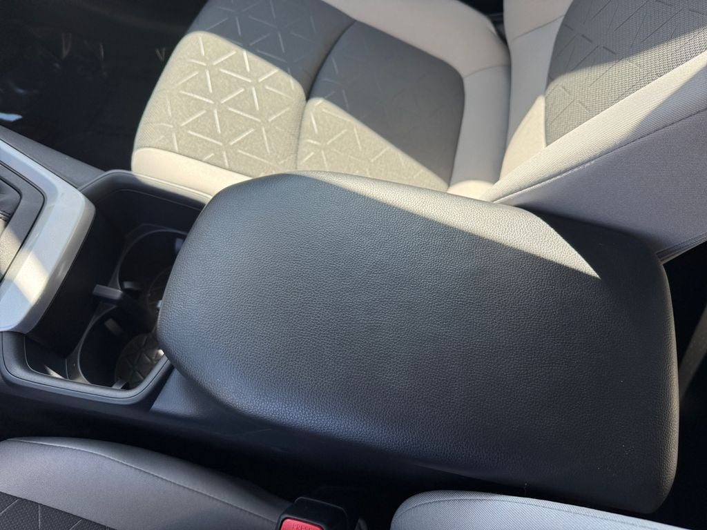 2025 Toyota RAV4 Hybrid XLE AWD