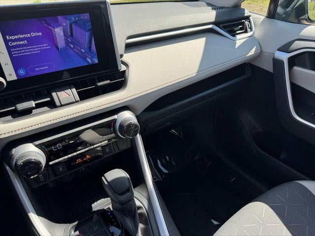 2025 Toyota RAV4 Hybrid XLE AWD