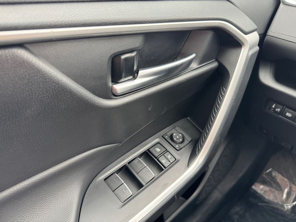 2023 Toyota RAV4 Hybrid XLE AWD
