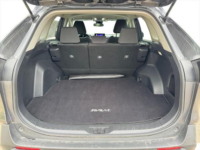 2023 Toyota RAV4 Hybrid XLE AWD
