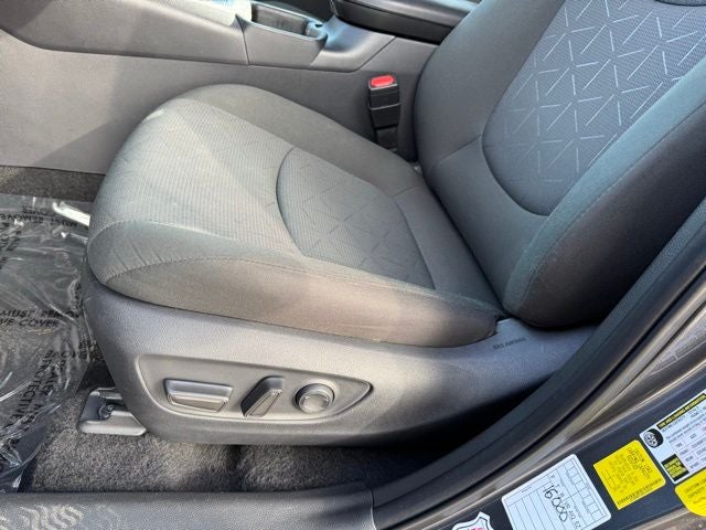 2025 Toyota RAV4 Hybrid XLE AWD