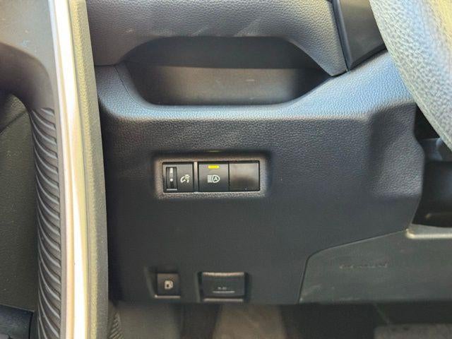 2025 Toyota RAV4 Hybrid XLE AWD