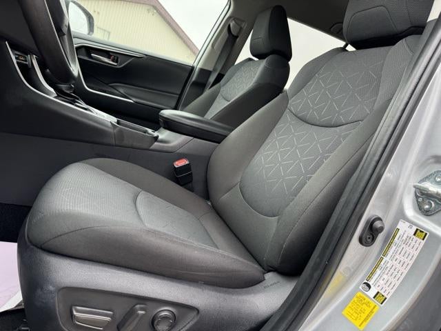 2025 Toyota RAV4 Hybrid XLE AWD