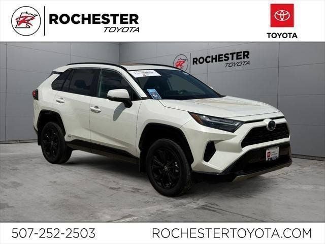 2022 Toyota RAV4 Hybrid SE AWD