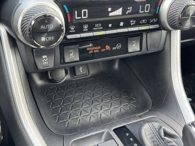 2022 Toyota RAV4 Hybrid SE AWD