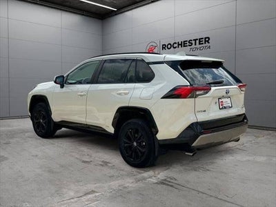 2022 Toyota RAV4 Hybrid SE AWD