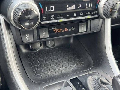 2022 Toyota RAV4 Hybrid SE AWD