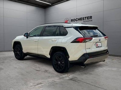 2022 Toyota RAV4 Hybrid SE AWD