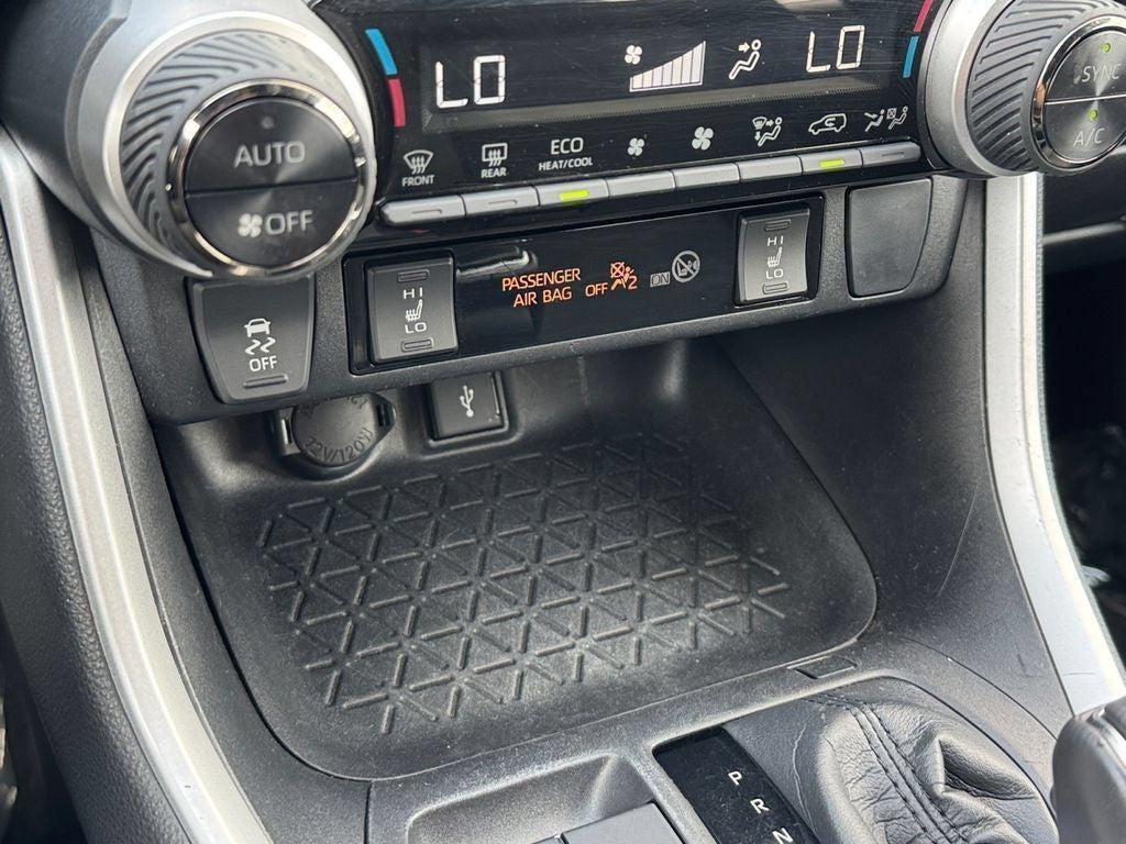 2022 Toyota RAV4 Hybrid SE AWD