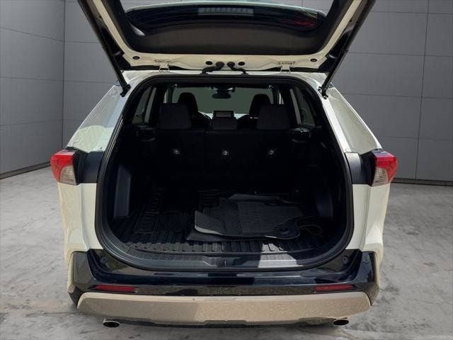 2022 Toyota RAV4 Hybrid SE AWD