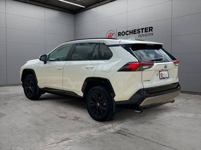2022 Toyota RAV4 Hybrid SE AWD