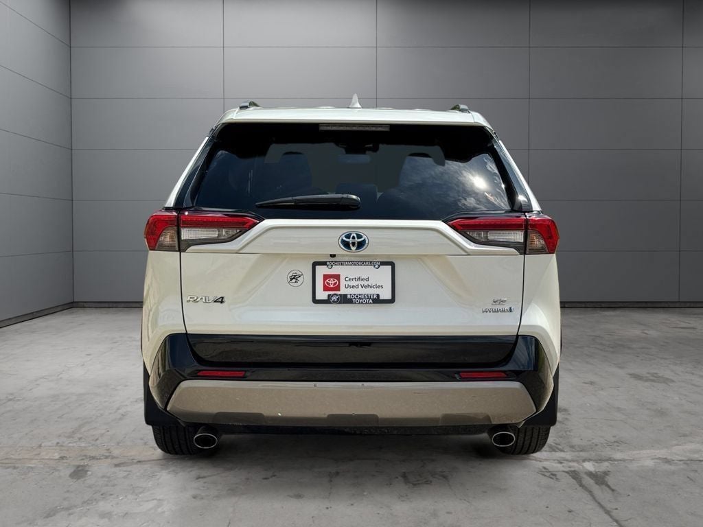 2022 Toyota RAV4 Hybrid SE AWD