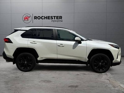 2022 Toyota RAV4 Hybrid SE AWD