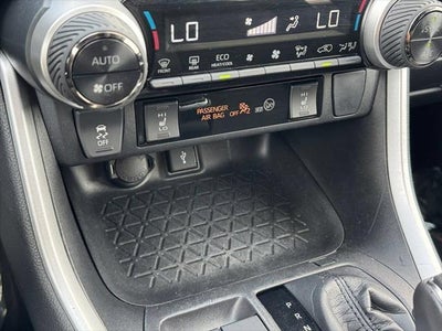 2022 Toyota RAV4 Hybrid SE AWD