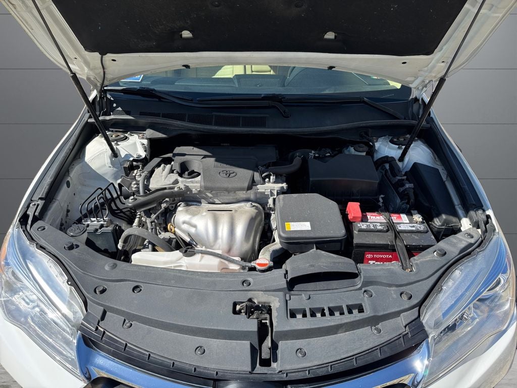 2016 Toyota Camry LE FWD