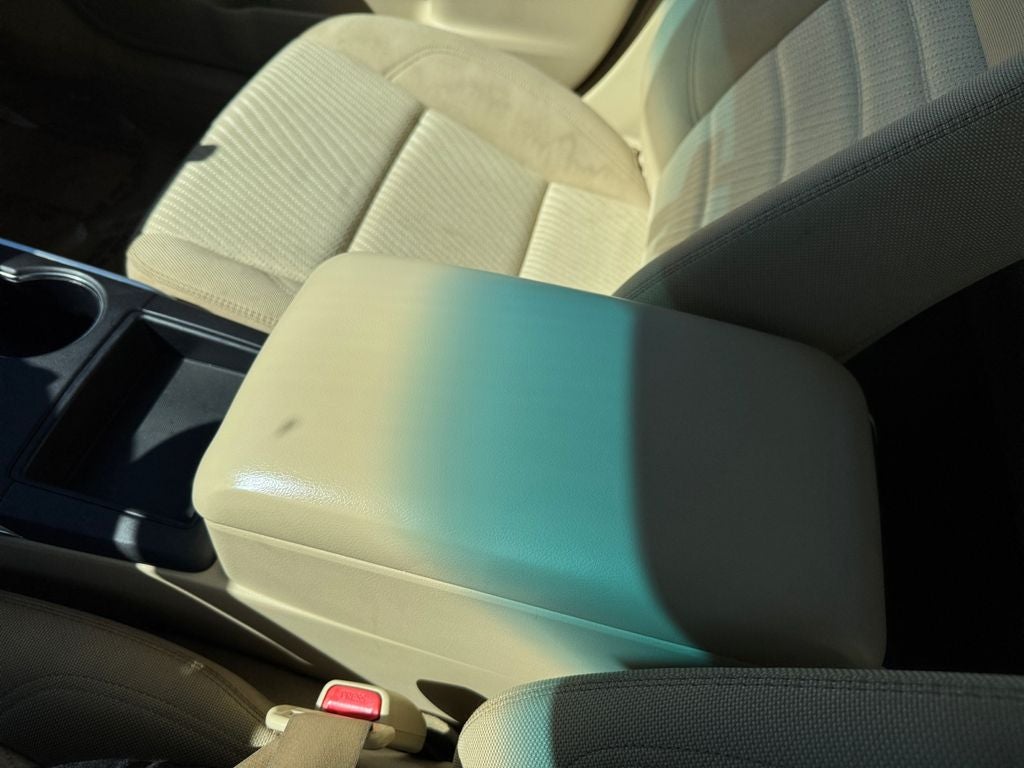 2016 Toyota Camry LE FWD