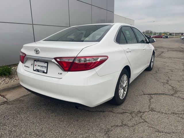 2016 Toyota Camry LE FWD