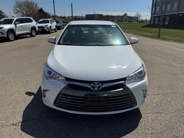 2016 Toyota Camry LE FWD