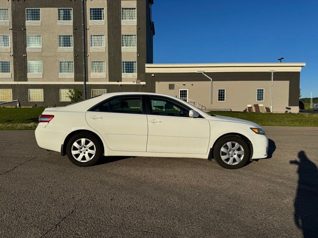 2010 Toyota Camry LE FWD
