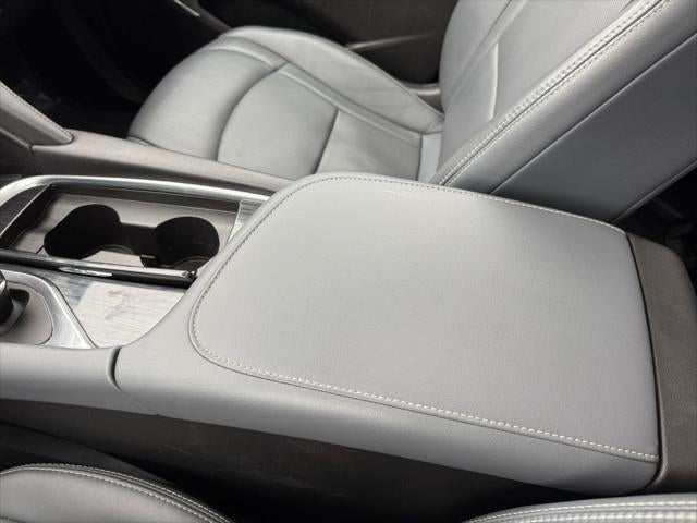 2019 Buick Enclave Essence AWD