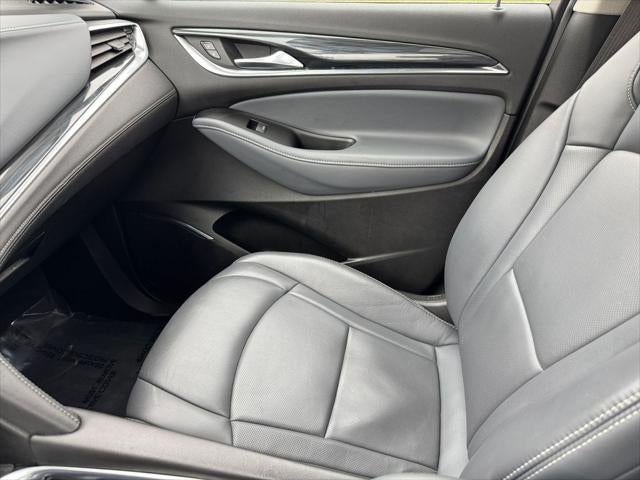 2019 Buick Enclave Essence AWD