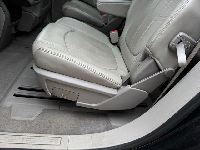 2017 Buick Enclave Leather Group AWD