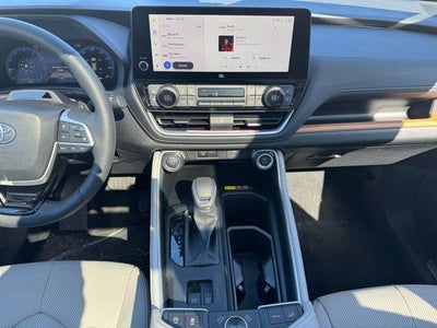 2026 Toyota Grand Highlander Platinum AWD