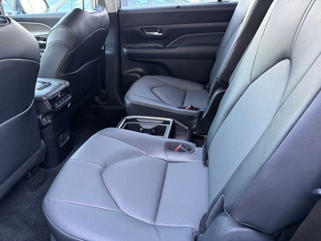 2025 Toyota Grand Highlander XLE AWD