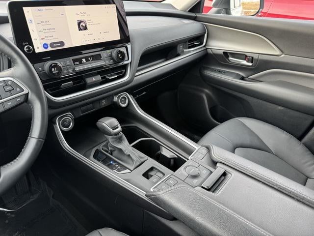 2025 Toyota Grand Highlander XLE AWD