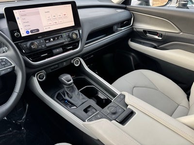 2025 Toyota Grand Highlander XLE AWD