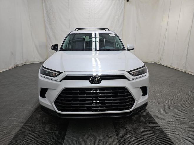 2025 Toyota Grand Highlander XLE AWD