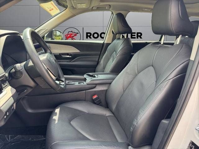 2026 Toyota Grand Highlander Limited AWD