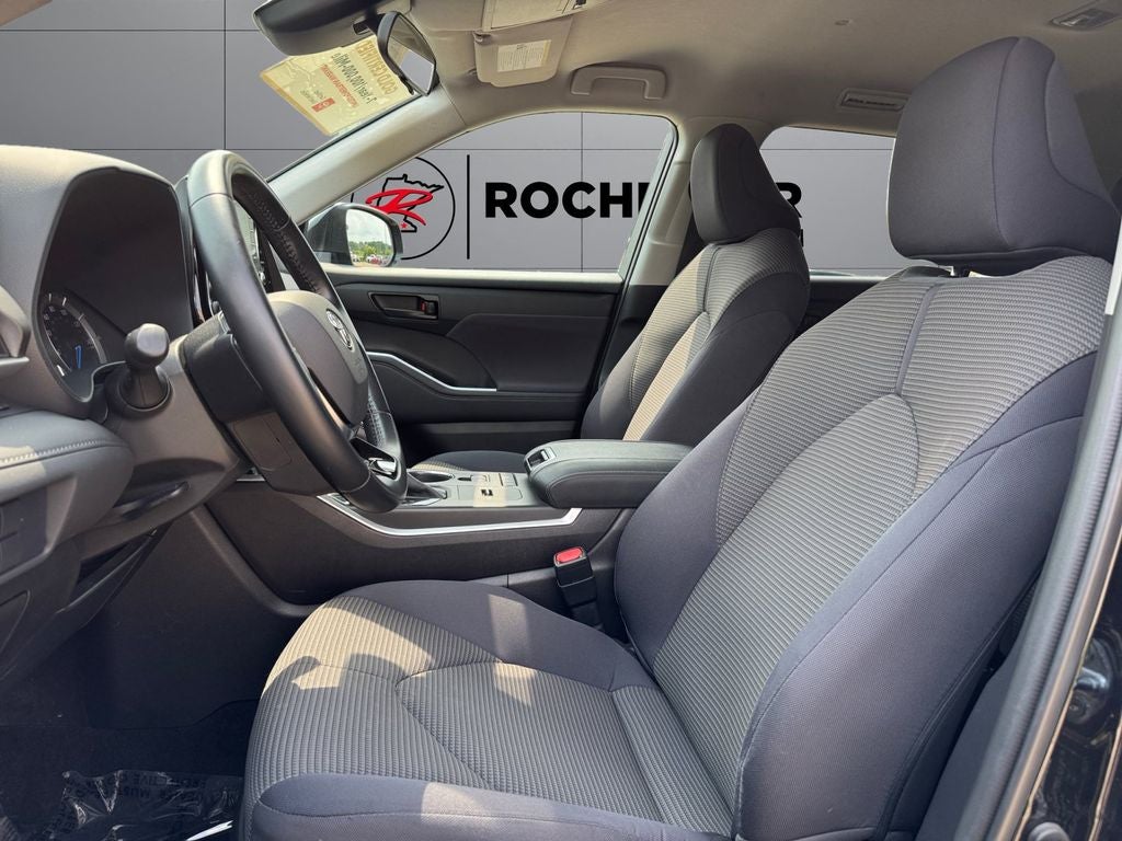 2021 Toyota Highlander Hybrid LE AWD
