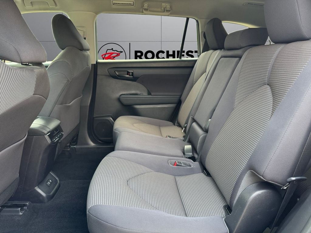 2021 Toyota Highlander Hybrid LE AWD