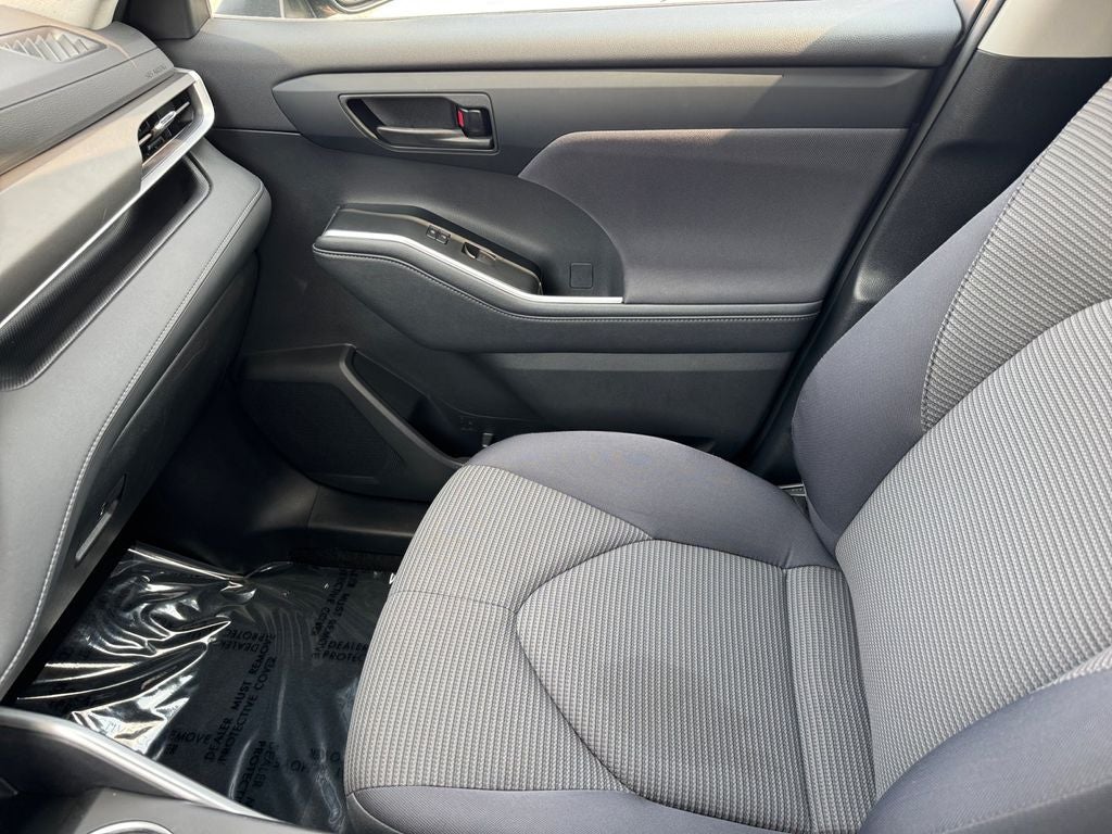 2021 Toyota Highlander Hybrid LE AWD