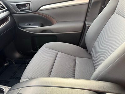 2017 Toyota Highlander Hybrid LE AWD