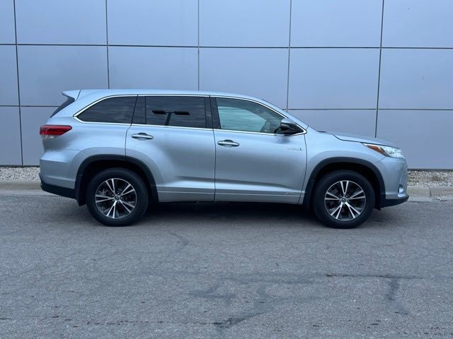 2017 Toyota Highlander Hybrid LE AWD