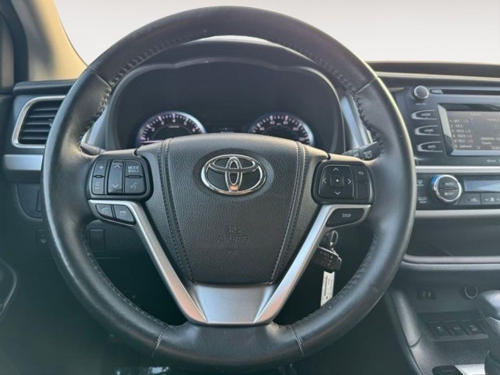 2014 Toyota Highlander LE Plus V6 AWD