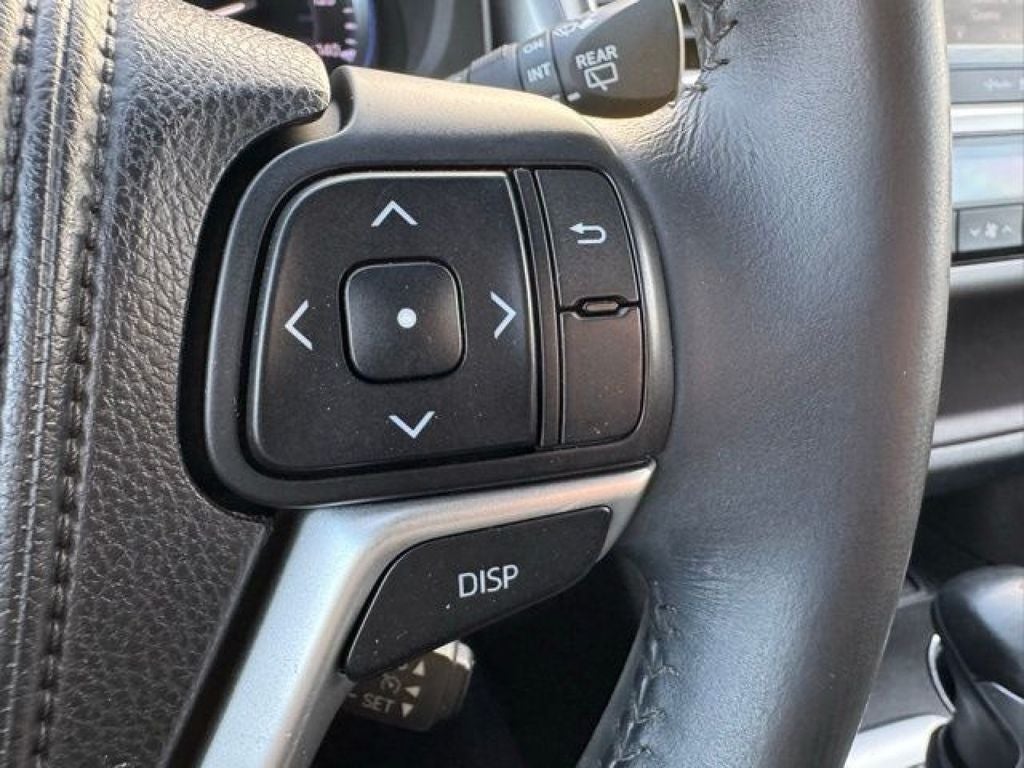 2014 Toyota Highlander LE Plus V6 AWD
